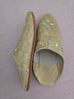 Kleine Marokkaanse Babouche - Goudkleurig met Steentjes, Kinderen en Baby's, Kinderkleding | Schoenen en Sokken, Ophalen of Verzenden