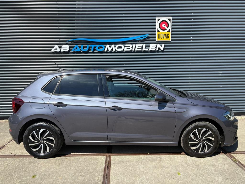Volkswagen Polo 1.0 TSI Life TREKHAAK/ CARPLAY/ PDC, Auto's, Voorwielaandrijving, Gebruikt, Met garantie (alle), 1072 kg