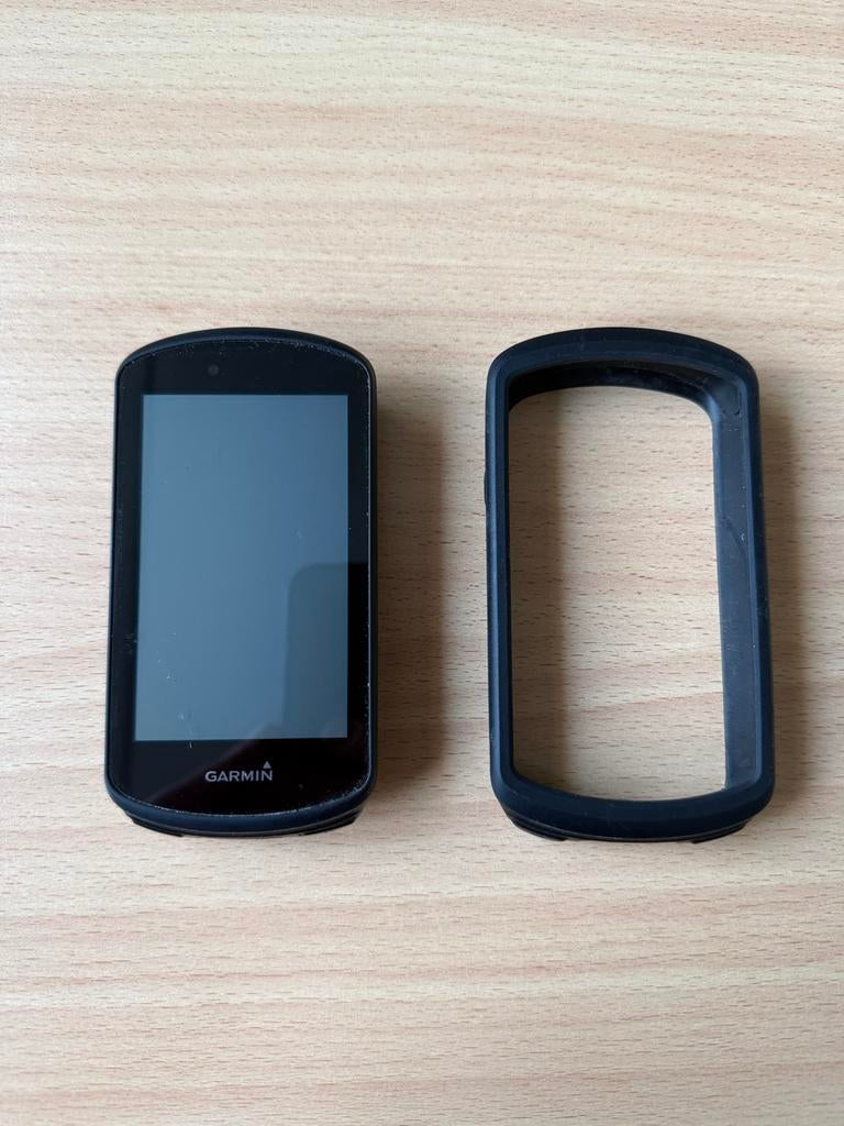 Garmin Edge 1030 Plus - Krasvrij en Werkt Perfect, Fietsen en Brommers, Fietsaccessoires | Fietscomputers, Ophalen of Verzenden