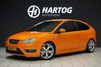 Ford Focus 2.5-20V ST 226PK 3-DRS *ELECTRIC ORANGE* + CARPLA, Auto's, Ford, Stof, Gebruikt, Overige kleuren, 11 km/l