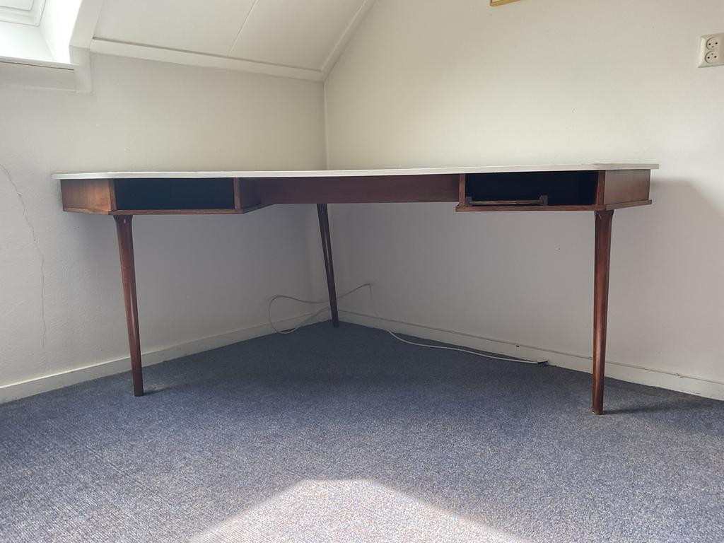 Hoek bureau teakhout jaren 60, Huis en Inrichting, Bureaus, Ophalen, Gebruikt, Hoekbureau, Overige merken