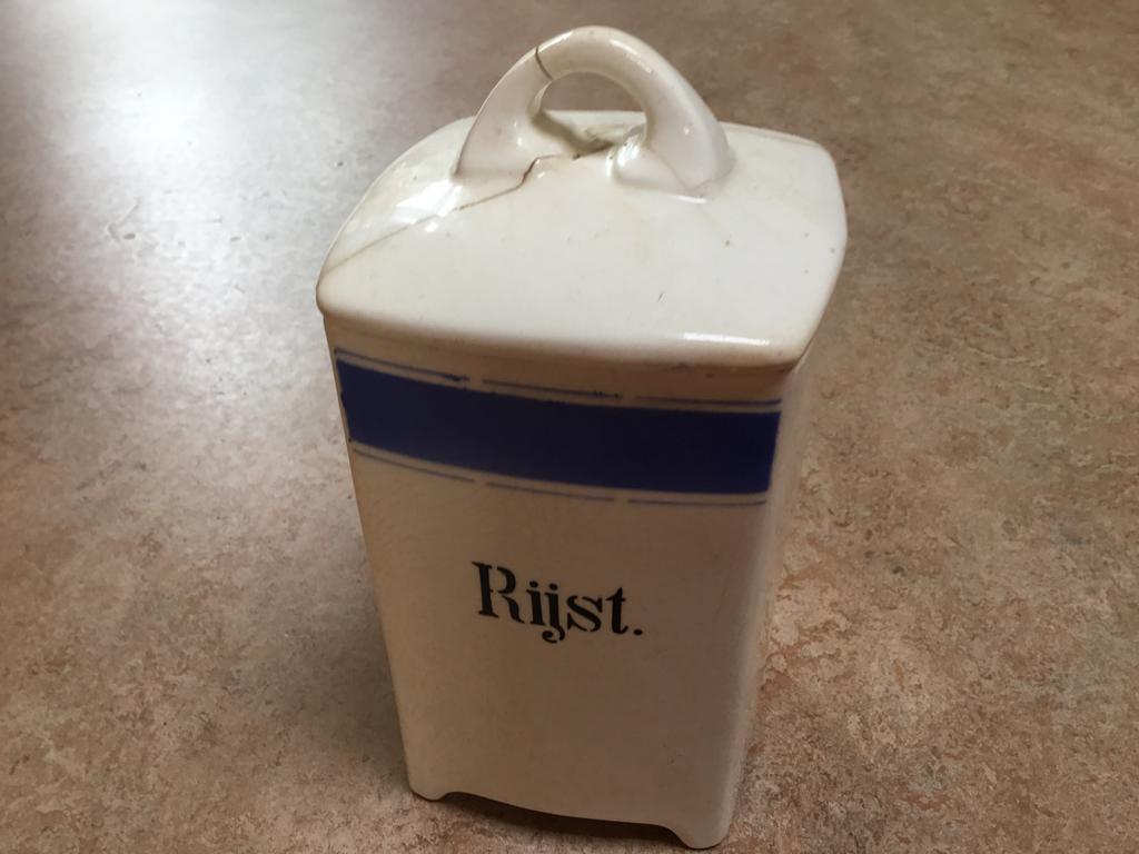Vintage Rijst Voorraadpot met Scheur in Deksel, Antiek en Kunst, Antiek | Keukenbenodigdheden, Ophalen