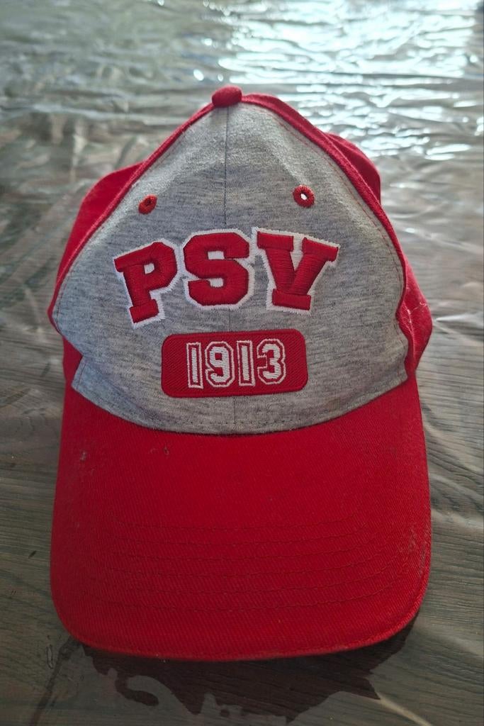PSV pet / cap rood-grijs – officieel product, Ophalen of Verzenden, Gebruikt, PSV, Pet of Muts
