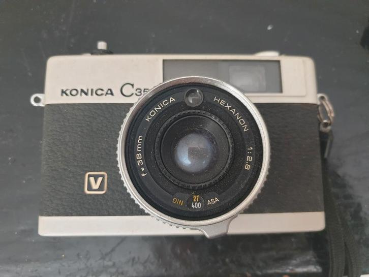 Konica C35 fotocamera met extra flitser., Audio, Tv en Foto, Fotocamera's Analoog, Gebruikt, Compact, Konica, Ophalen of Verzenden