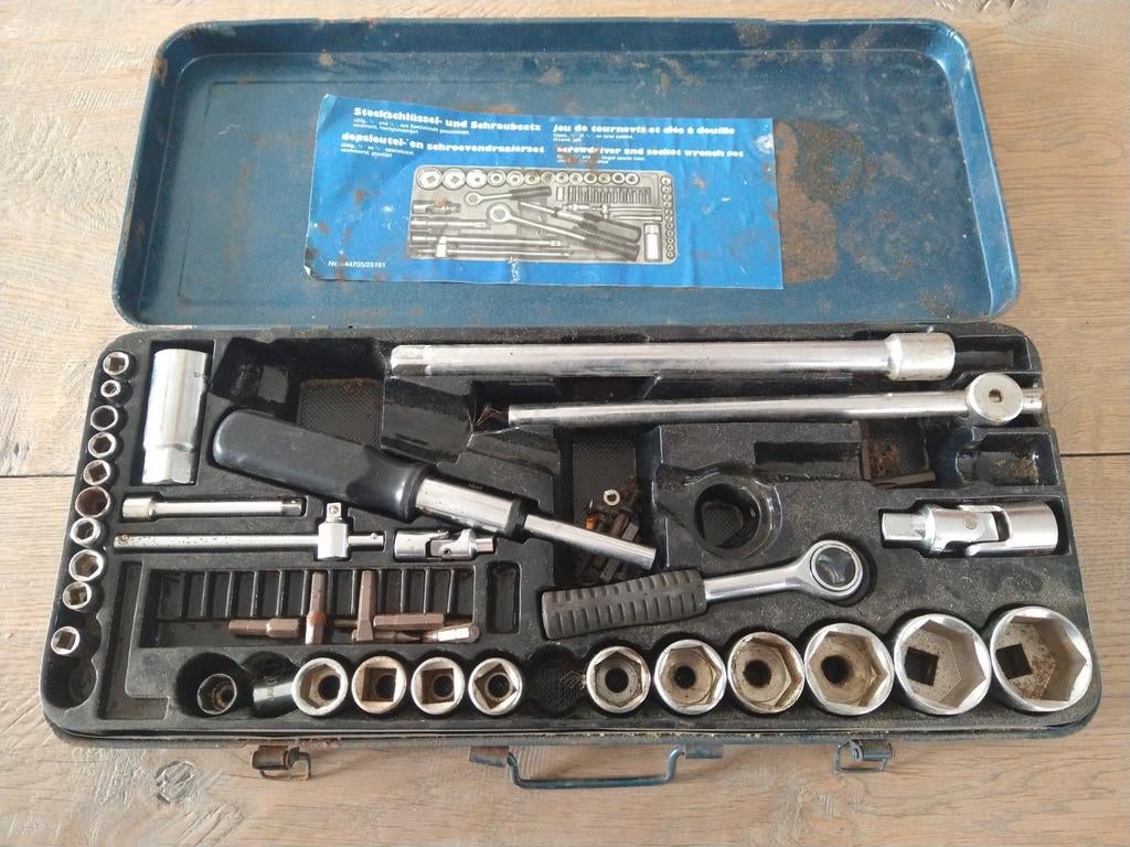 Dopsleutelset, Ophalen