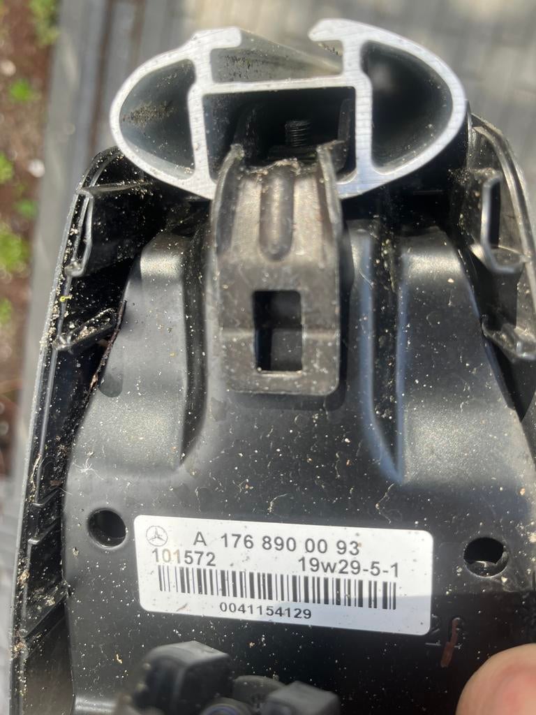 Originele Mercedes dakdragers A-klasse (2012-heden), Auto diversen, Dakdragers, Ophalen of Verzenden, Gebruikt