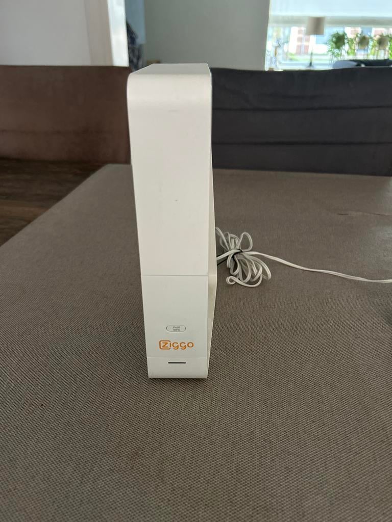 Ziggo modem/router - Technicolor TC7210, Ophalen of Verzenden, Gebruikt, Router met modem