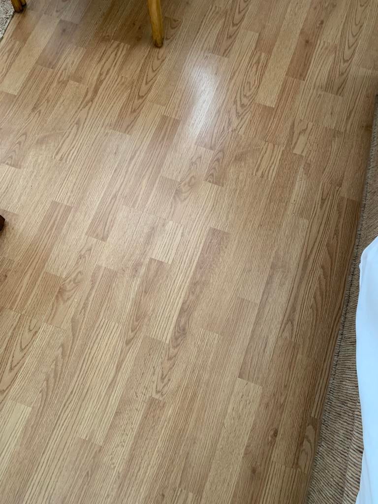 Gratis laminaat plus min 65 vierkante meten GRATIS., 50 tot 150 cm, Ophalen of Verzenden, Zo goed als nieuw, 10 m² of meer