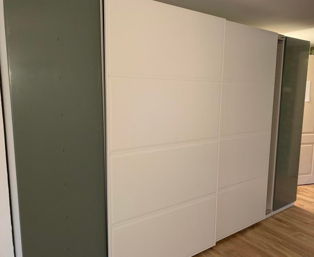 Ikea PAX kast schuifdeuren., Huis en Inrichting, Kasten | Kledingkasten, Ophalen, Met plank(en), Gebruikt, 200 cm of meer