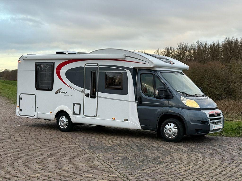 Bürstner Ixeo IT720 Queensbed,Hefbed,Omvormer, Ringverwarming, Fiat, Luifel, Bedrijf