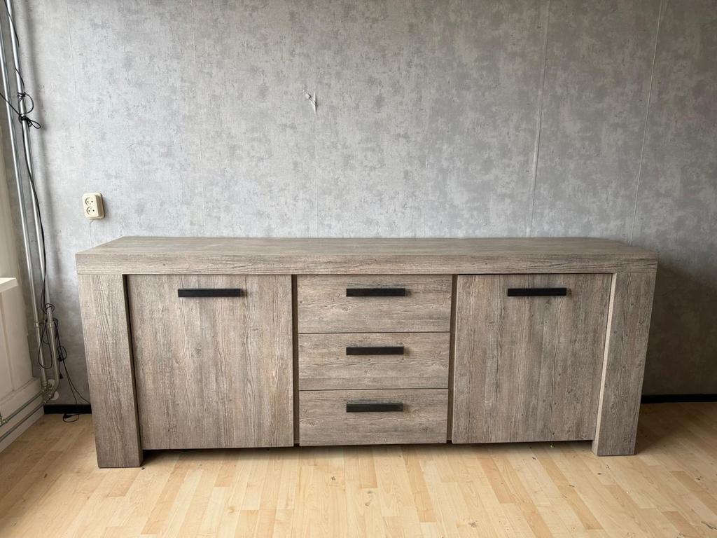 Groot dressoir 230 cm – veel opbergruimte – moderne houtlook, Ophalen