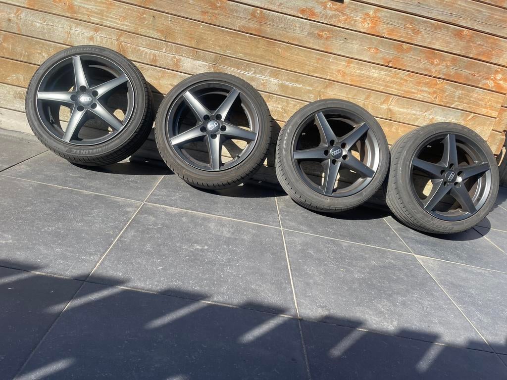 Audi A1 velgen met zomerbanden 195/45/r16, Ophalen of Verzenden, Audi