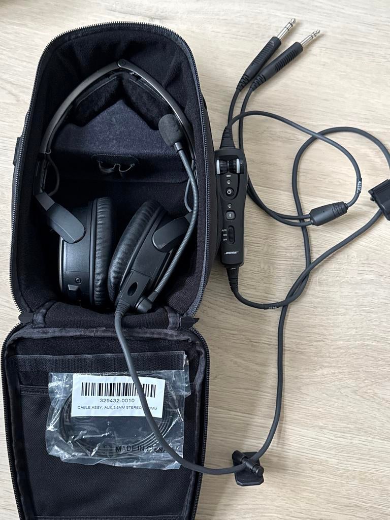 Bose A20 headset met Bluetooth dualplug, Overige merken, Ophalen of Verzenden, Zo goed als nieuw, .