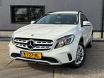 Mercedes-Benz GLA-klasse 200 Premium Plus super nette auto, Auto's, Mercedes-Benz, Voorwielaandrijving, Gebruikt, Leder en Stof