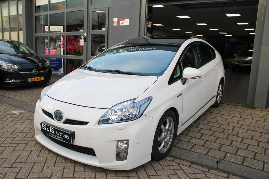 Toyota Prius 1.8 Comfort|CAM|STOELVERW|SCHUIFDAK|CRUISE|HUD, 136 pk, Gebruikt, 4 cilinders, Met garantie (alle)