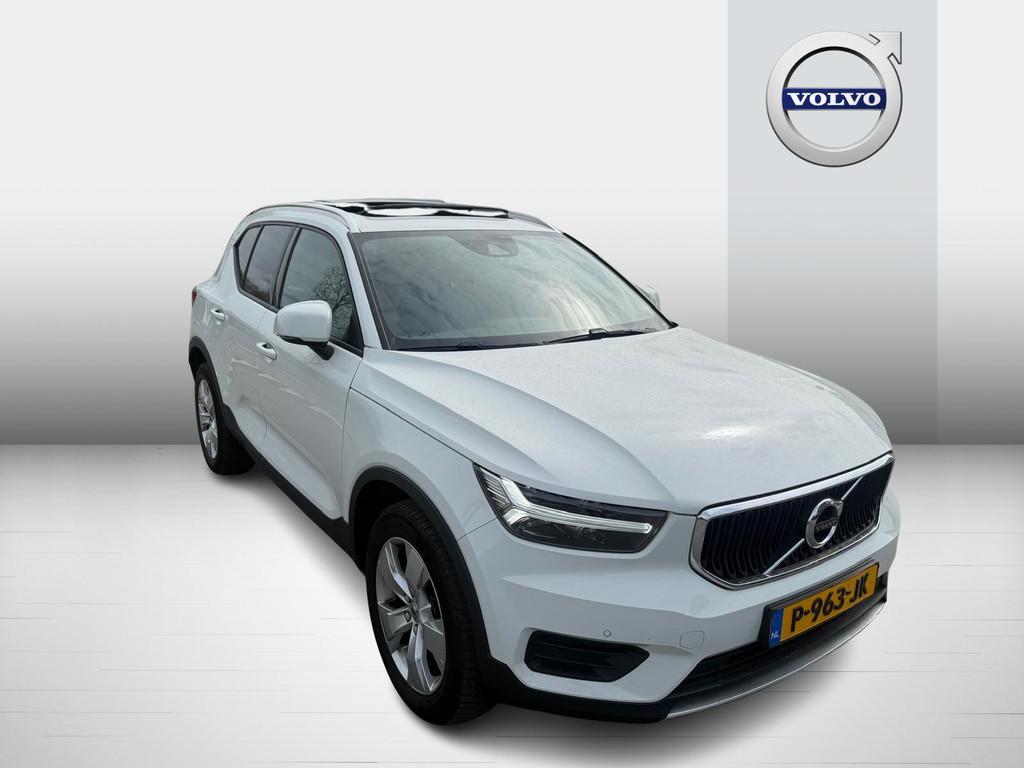 Volvo XC40 1.5 T2 Momentum Business | Panoramadak | Achterui, Auto's, Volvo, 12 maanden, Gebruikt, Euro 6, Wit