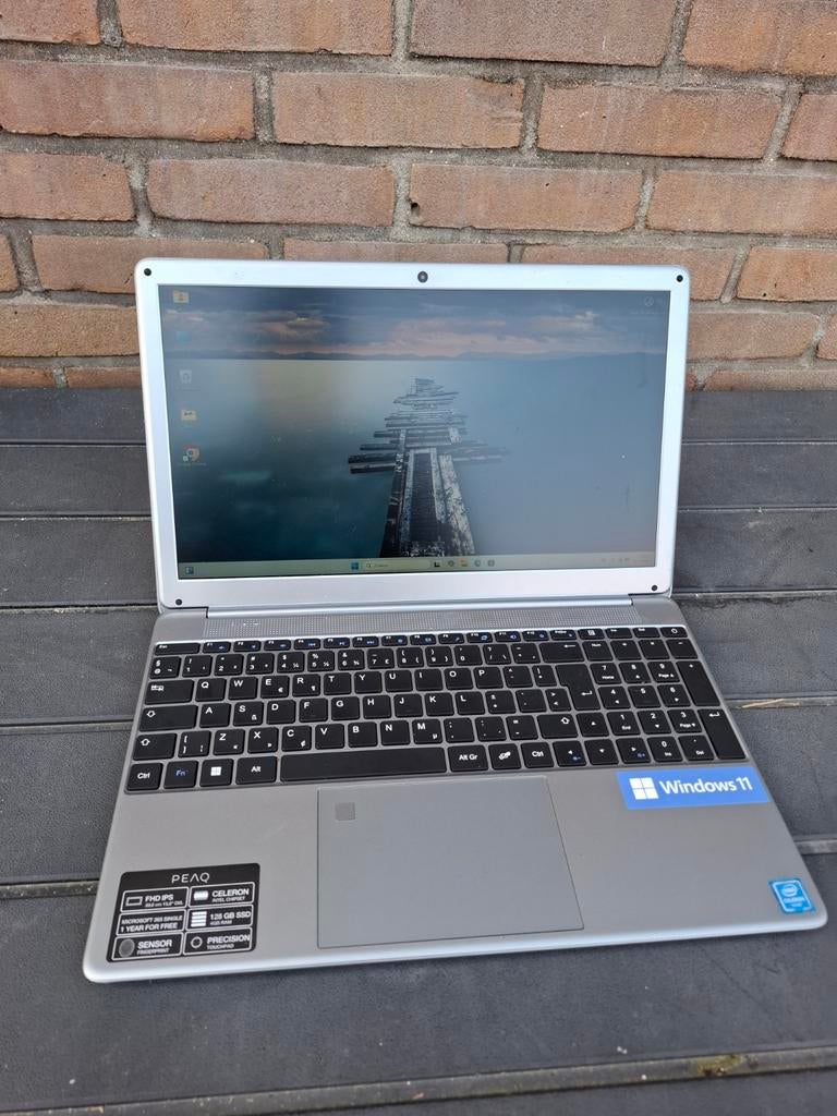 Peaq c151v windows 11 laptop met mankement, Computers en Software, Windows Laptops, 15 inch, Minder dan 2 Ghz, Ophalen of Verzenden