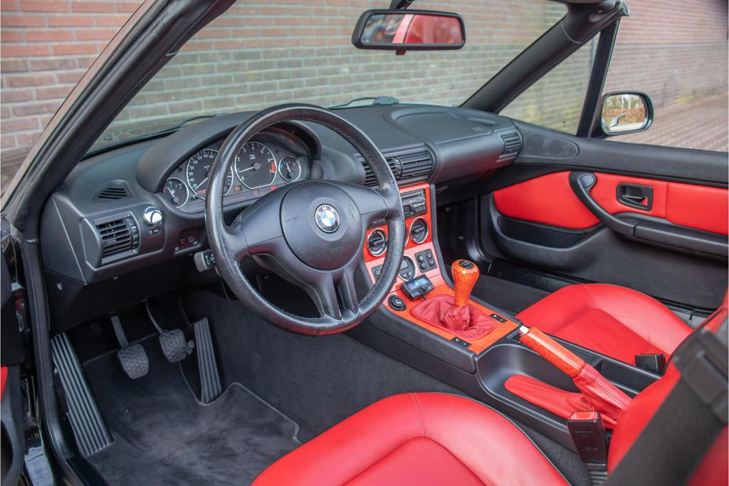 BMW Z3 1.8 S Roadster Individual Mugello, Nappaleder, Stoelv, 13 km/l, Achterwielaandrijving, Cabriolet, Zwart