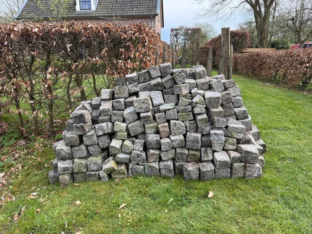 Graniet/basalt keien, ruim 6 m2, Tuin en Terras, Grind, Keien en Split, Ophalen, Zo goed als nieuw, Graniet