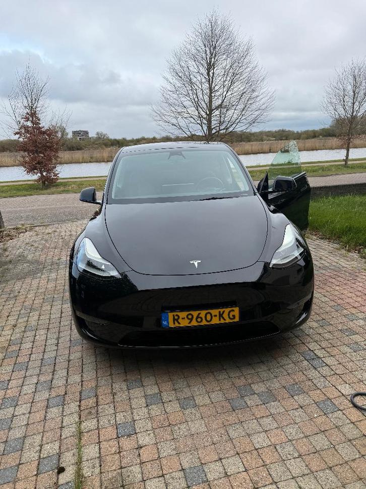 Tesla Model Y Performance AWD 2023 Zwart Pano Autopilot, Auto's, Tesla, Particulier, Model Y, Achteruitrijcamera, Adaptieve lichten