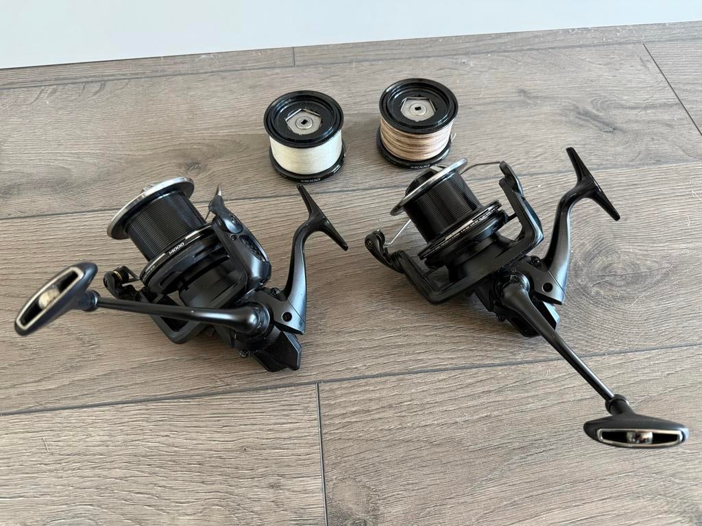 2 x Shimano XTD 14000 met 2 reservespoelen, Ophalen of Verzenden, Gebruikt, Molen