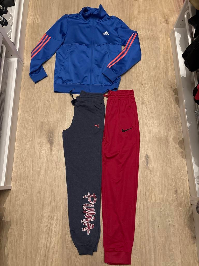 Nike, Puma, Adidas Sportkleding Maat 152/158, Ophalen of Verzenden, Zo goed als nieuw, Meisje, Sport- of Zwemkleding
