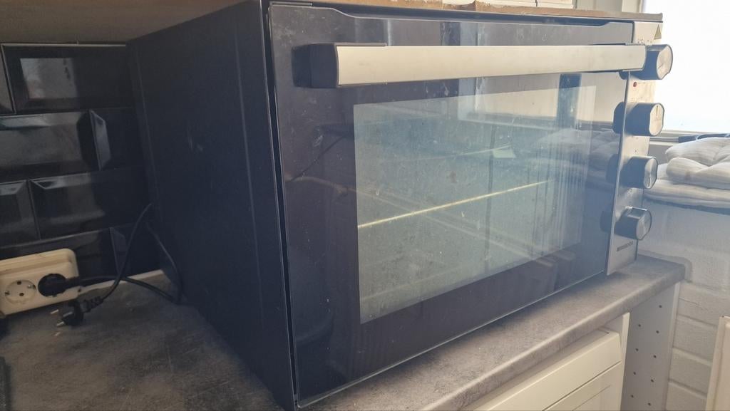 Merkador XXL Vrijstaande Oven - 70 Liter - 2000 Watt, Witgoed en Apparatuur, Ovens, Gebruikt, Vrijstaand, Oven, 45 tot 60 cm, 60 cm of meer