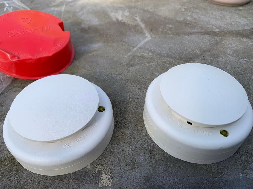 Twee nieuwe Aritech DI722 brandmelders, Ophalen of Verzenden, Nieuw, Detector, Sensor of Melder, Rook