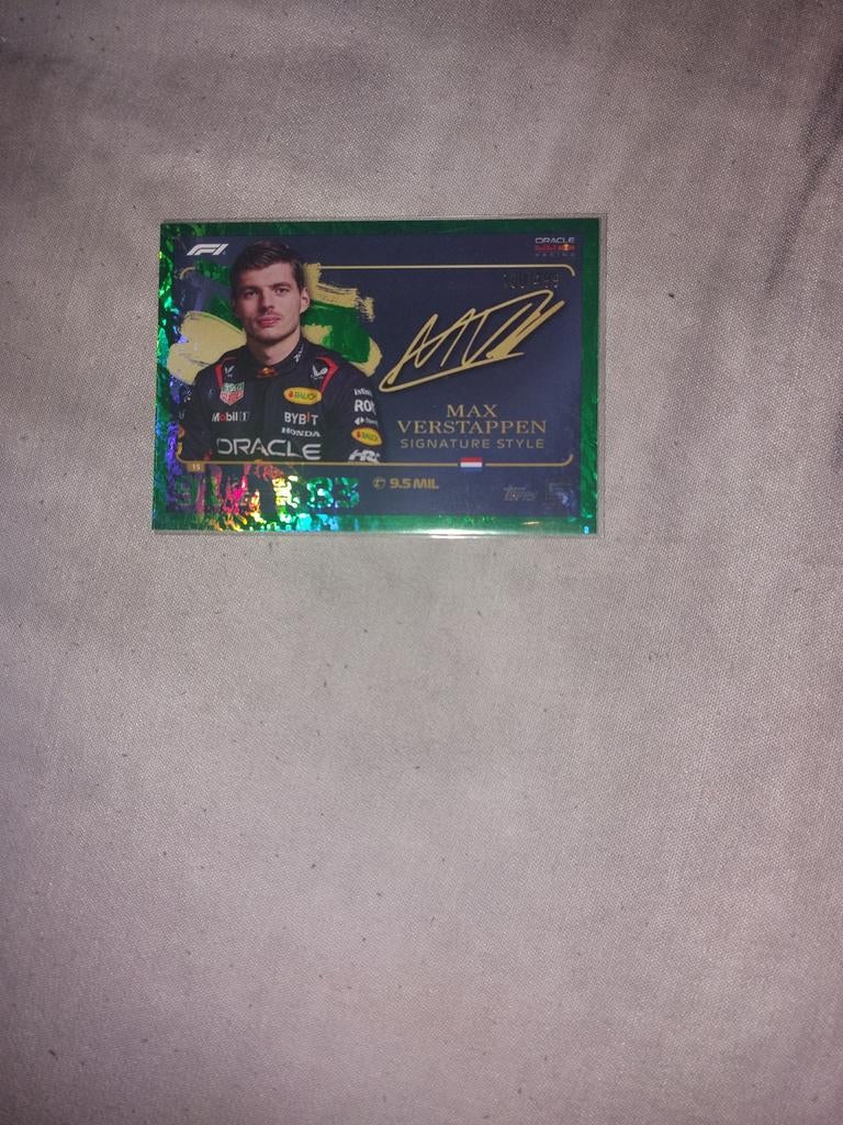 Max Verstappen Signature Style Groene Parallel Kaart, Hobby en Vrije tijd, Verzamelkaartspellen | Overige, Zo goed als nieuw, Losse kaart