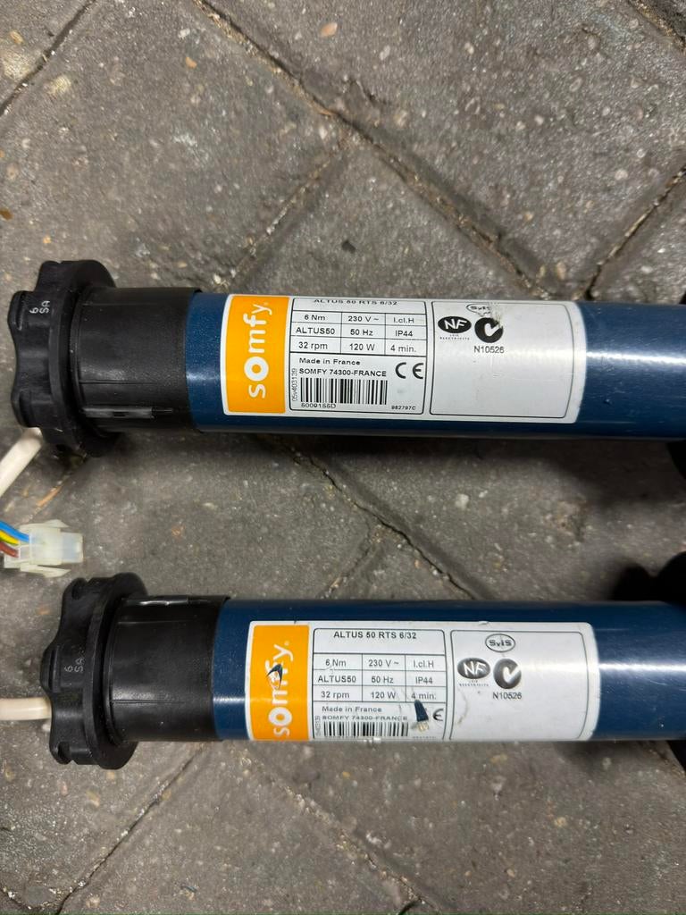 2x somfy buismotor, Ophalen, Zo goed als nieuw, Wit, Minder dan 100 cm