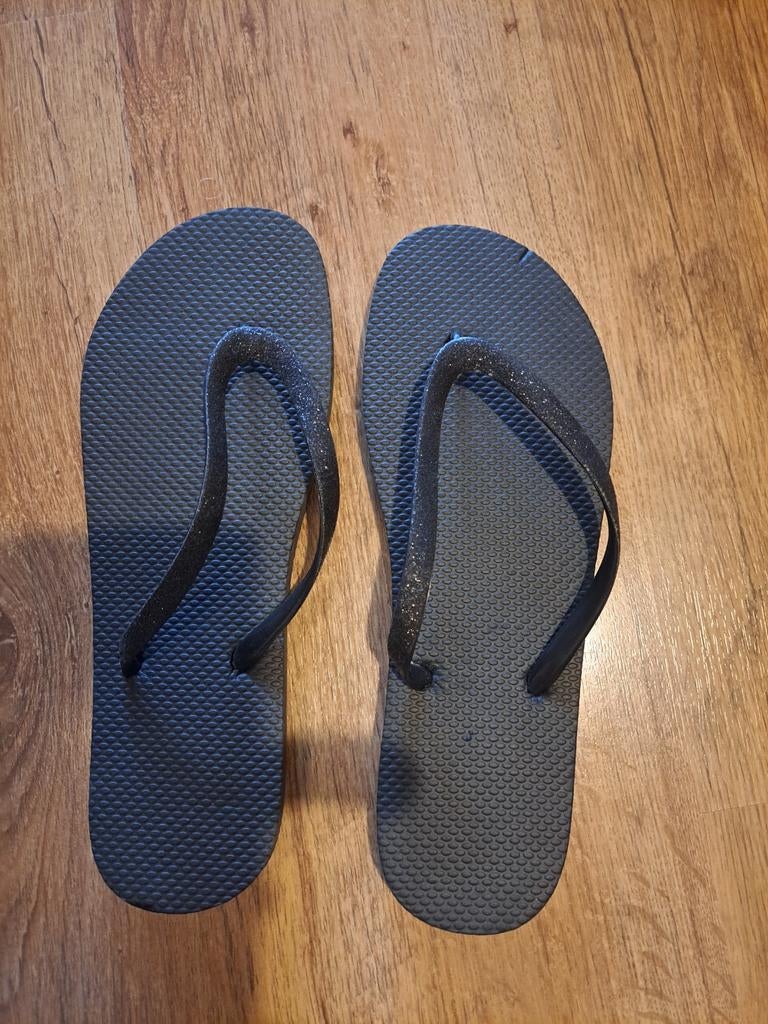 Nieuw teen slippers maat 41, Ophalen of Verzenden, X, X, X