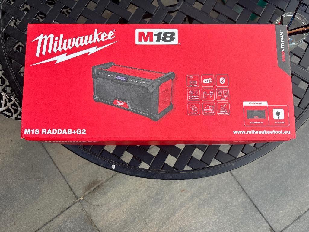 Milwaukee m18 Bouwradio, Ophalen of Verzenden, Nieuw, Bouwradio