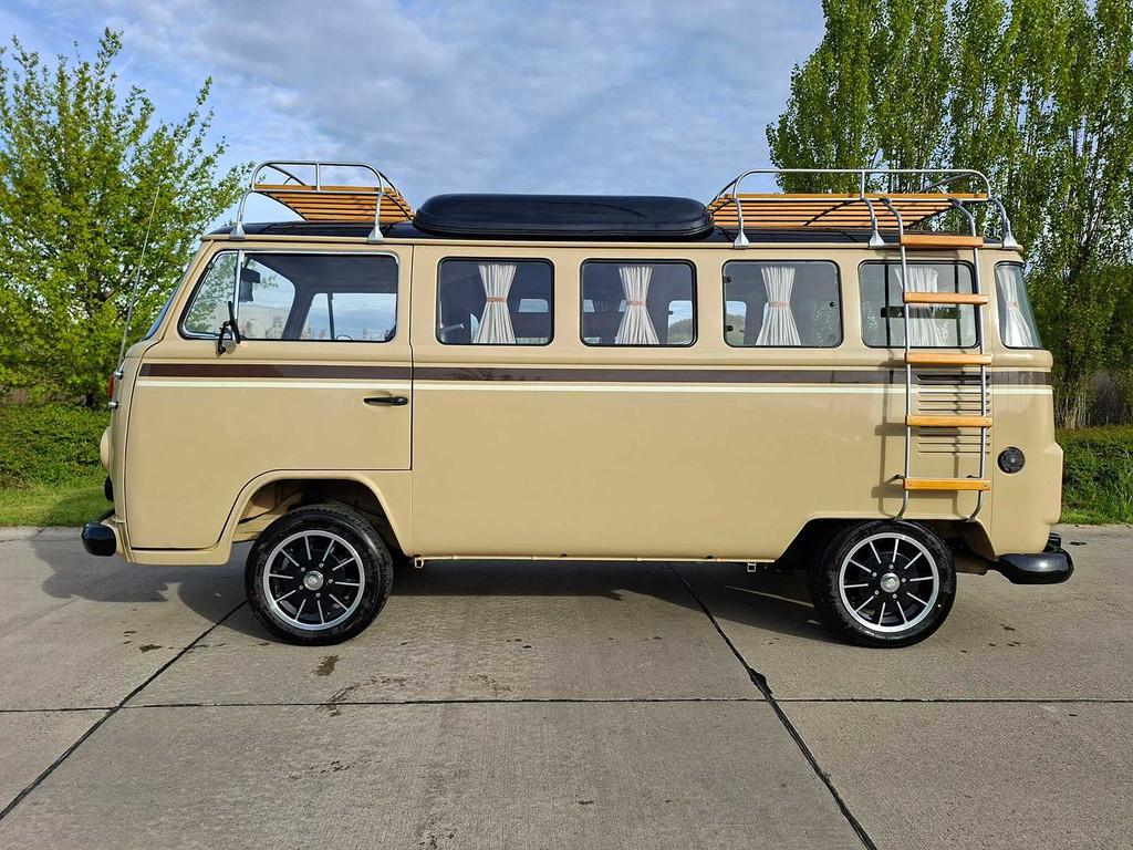 VOLKSWAGEN - T2 CAMPER OLDTIMER -, Volkswagen, Bedrijf, Handgeschakeld, Benzine