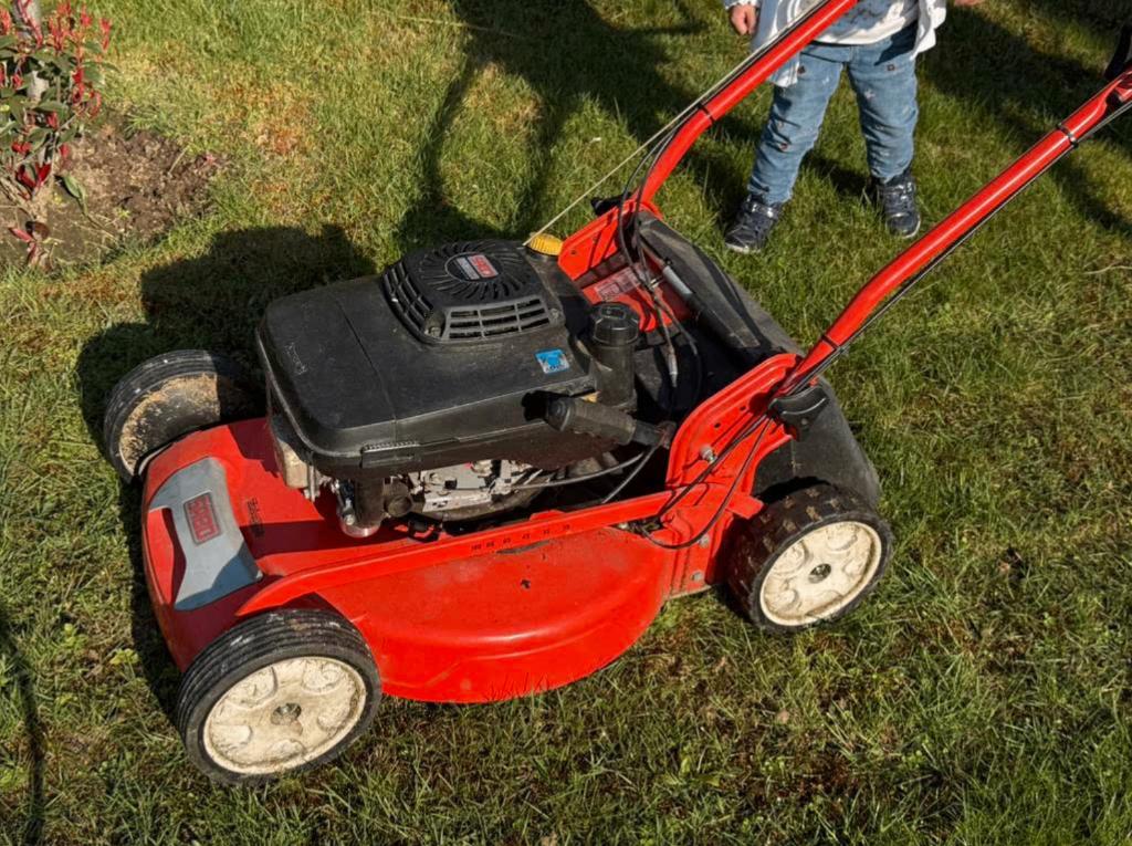 Sabo turbostar 54 zelftrekkende grasmaaier, Ophalen, Cirkelmaaier, Sabo /John Deere, Versnellingen
