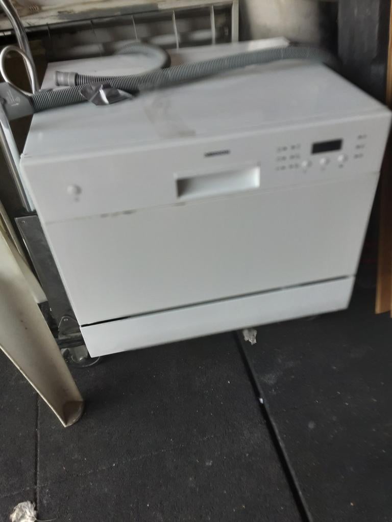 Compacte vrijstaande vaatwasser merk medion, Witgoed en Apparatuur, Vaatwasmachines, Ophalen, Gebruikt, Minder dan 85 cm, Minder dan 10 liter