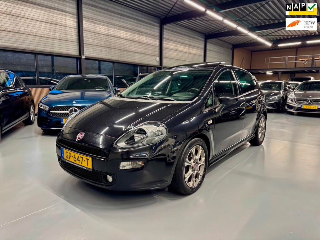 Fiat Punto Evo 0.9 TwinAir Lounge Pano/Clima/LM, Voorwielaandrijving, 101 pk, Gebruikt, Euro 6