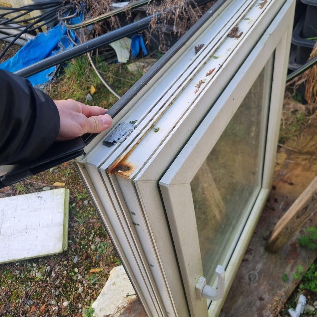 Draai Kiep Raam Kunststof Antraciet/Wit H900 B805, Gevelraam of Ruit, Gebruikt, 80 tot 120 cm, 80 tot 120 cm