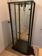 Zwarten glazen vitrinekast 67x36x170, Huis en Inrichting, Kasten | Vitrinekasten, Ophalen, 50 tot 100 cm, Zo goed als nieuw, 150 tot 200 cm