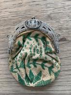 Antieke zilveren portemonnee met kraaltjes, Overige merken, Gebruikt, Ophalen of Verzenden, Met knipsluiting