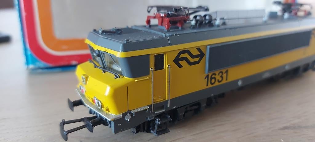 Märklin NS 1631 de Voorburg e-loc digitaal artnr 3326 in ovp, Hobby en Vrije tijd, Wisselstroom, Locomotief, Ophalen of Verzenden