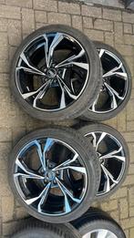 nette audi  s3 a3 set velgen en banden 18 inch, Auto-onderdelen, Banden en Velgen, Ophalen, 18 inch, Gebruikt, Banden en Velgen