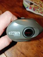 Daiwa BW2L Baitcaster, Ophalen of Verzenden, Zo goed als nieuw, Molen