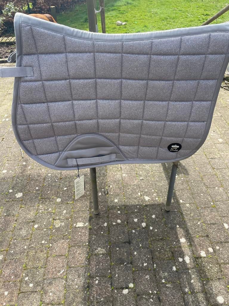 Nieuw zilvergrijs met glitter dekje Kingsland, Dieren en Toebehoren, Ophalen of Verzenden, Nieuw