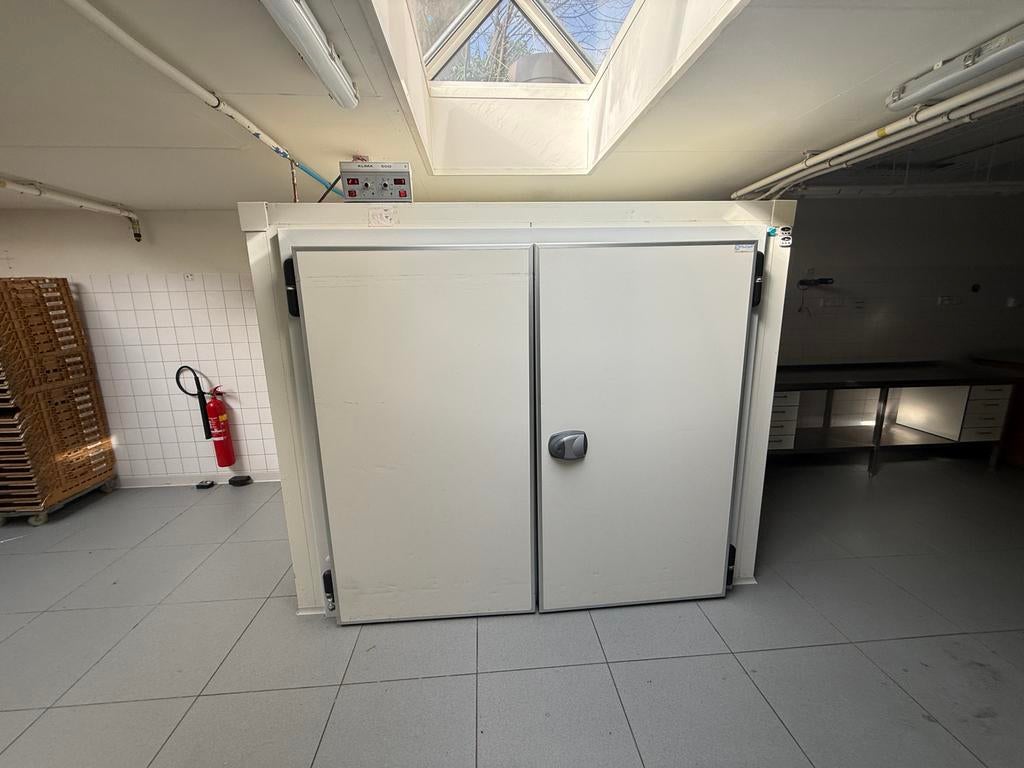 Rookkast installatie rookoven hireca bakkeeij worsten brood, Witgoed en Apparatuur, Ovens, Ophalen, Zo goed als nieuw