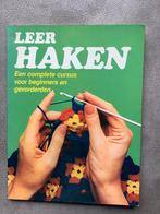 Leer Haken cursus beginners en gevorderden, Ophalen of Verzenden, Gebruikt, Haken, Patroon of Boek