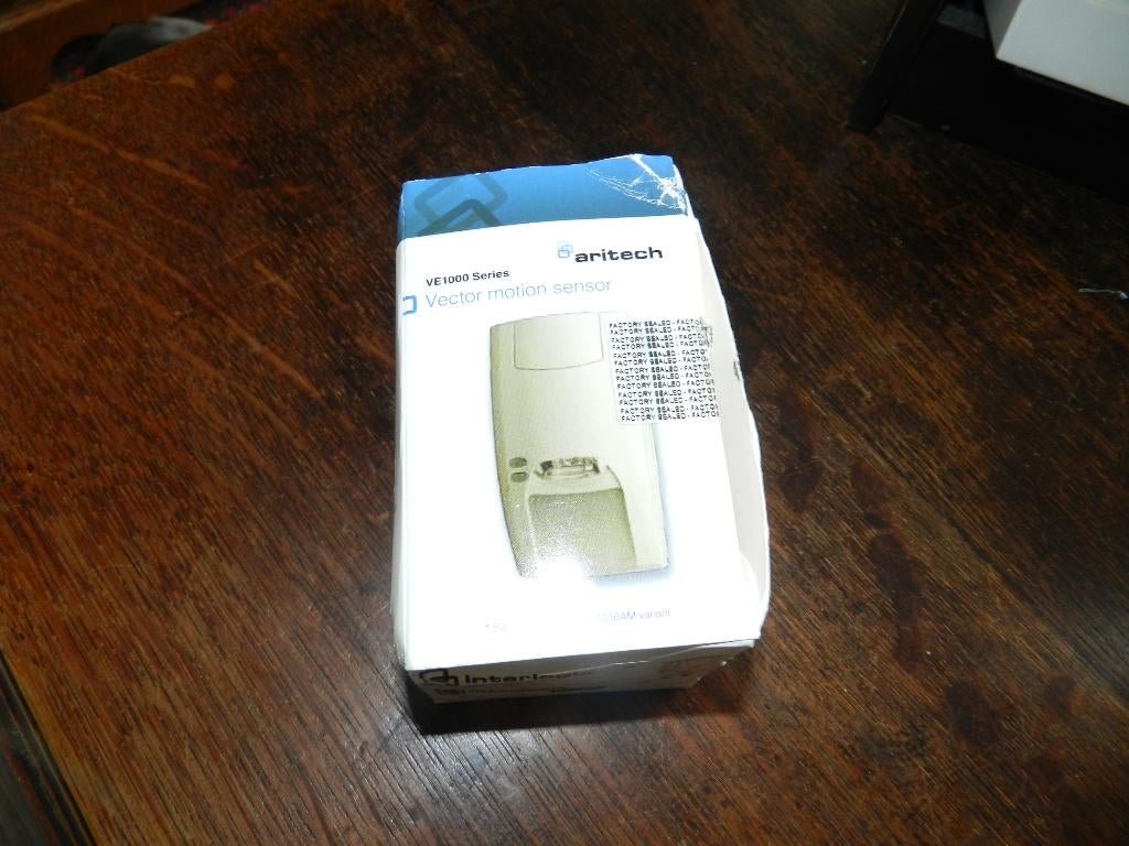 Aritech vector motion sensor VE1012. PIR, V2E, 12M, 9C, Verzenden, Nieuw