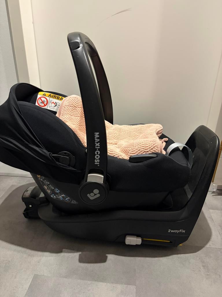 Mooie CabrioFix i-Size met 2wayFix base, Kinderen en Baby's, Autostoeltjes, Ophalen, Gebruikt, Zijbescherming, Isofix