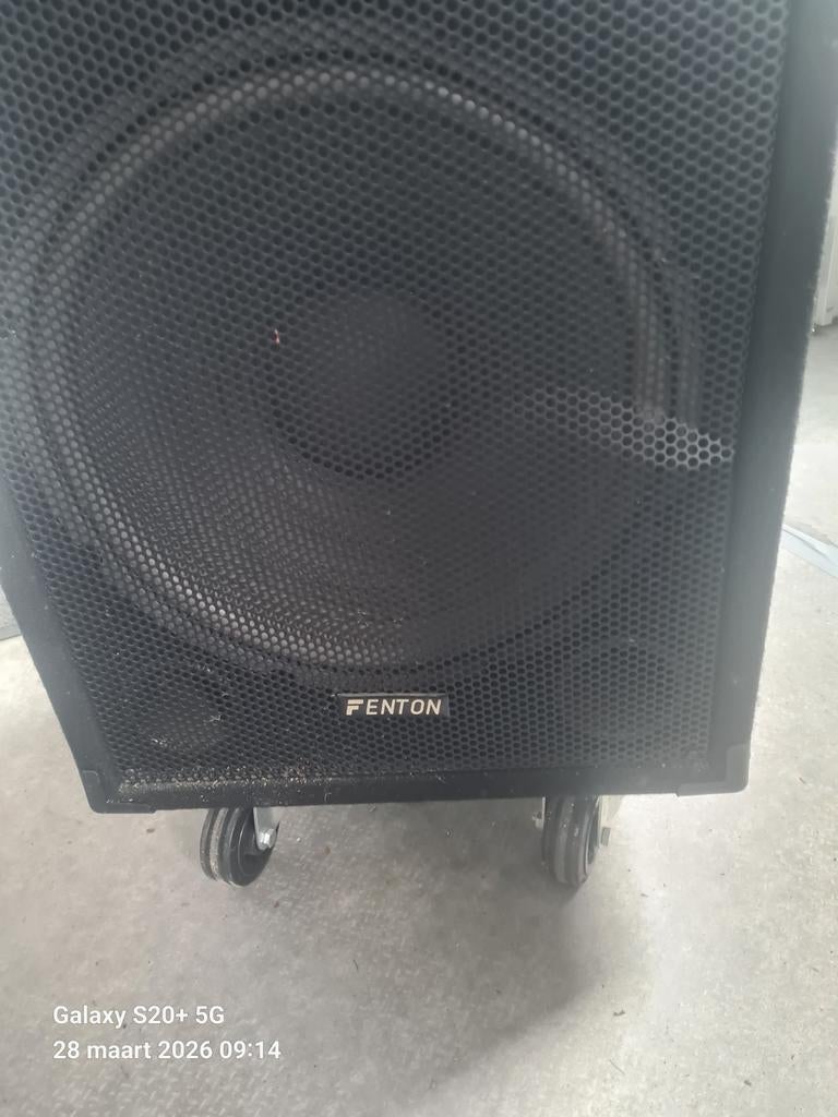 Fenton luidspreker 1600W, Ophalen