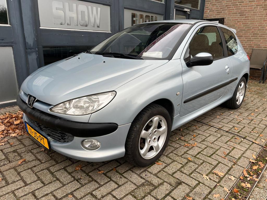 Peugeot 206 2.0-16V GTI, Auto's, 1025 kg, 136 pk, 4 cilinders, Origineel Nederlands