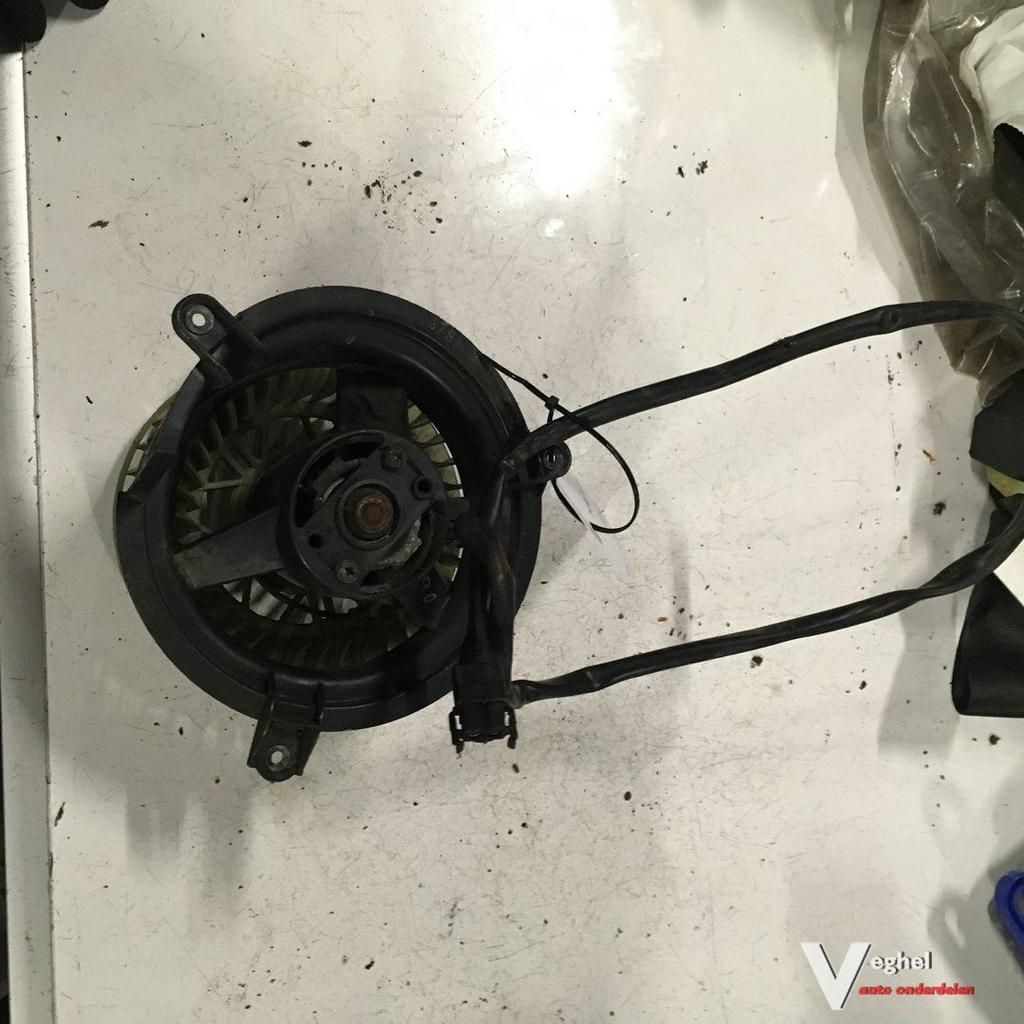 Mercedes W201  Kachelmotor, Gebruikt, -, -, Ophalen of Verzenden